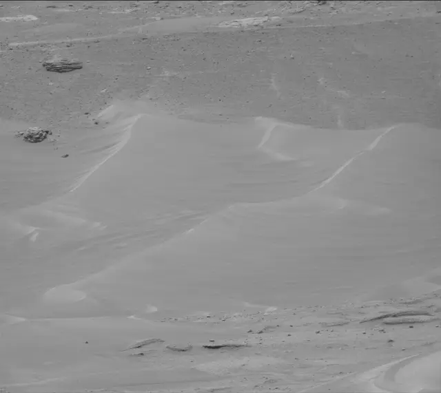 Sol 4995: Mast Camera (Mastcam)