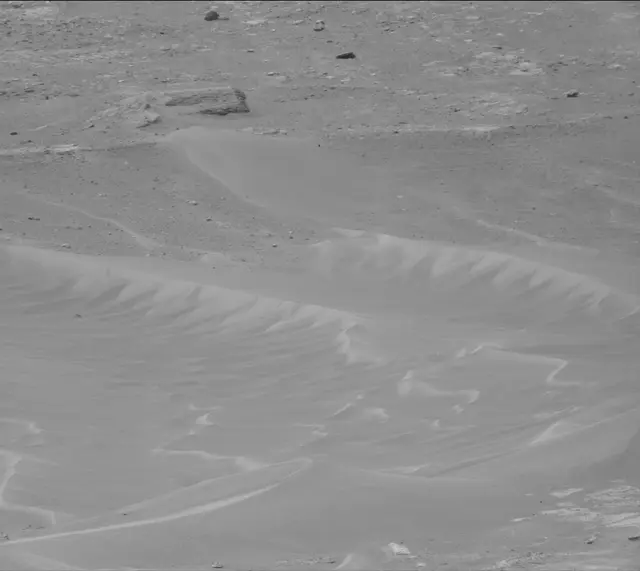 Sol 4995: Mast Camera (Mastcam)