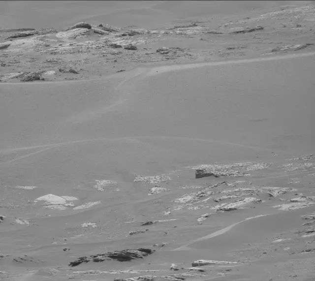 Sol 4995: Mast Camera (Mastcam)