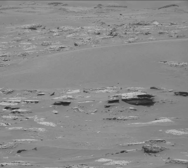 Sol 4995: Mast Camera (Mastcam)