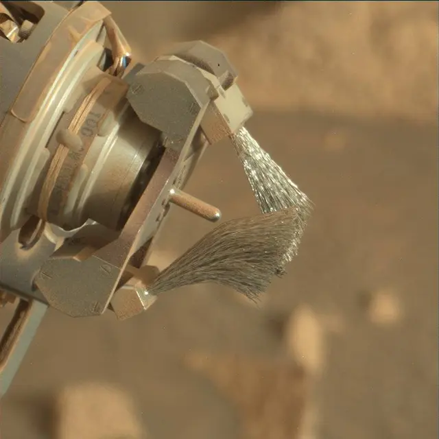 Sol 4995: Mast Camera (Mastcam)