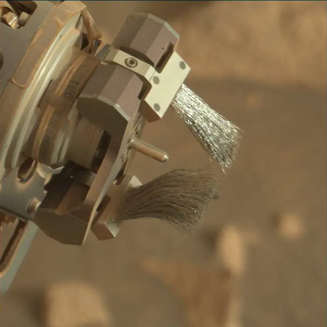 Sol 4995: Mast Camera (Mastcam)