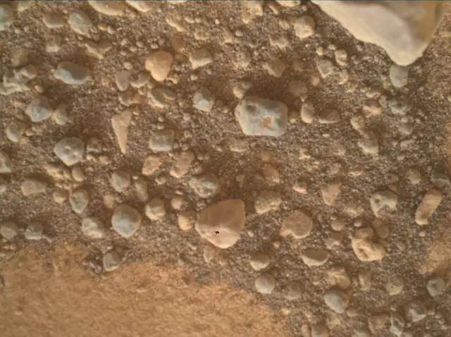 Sol 4995: Mars Hand Lens Imager (MAHLI)