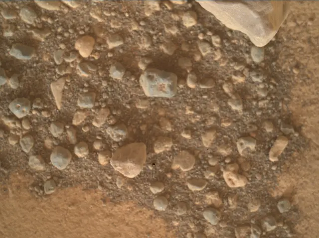 Sol 4995: Mars Hand Lens Imager (MAHLI)