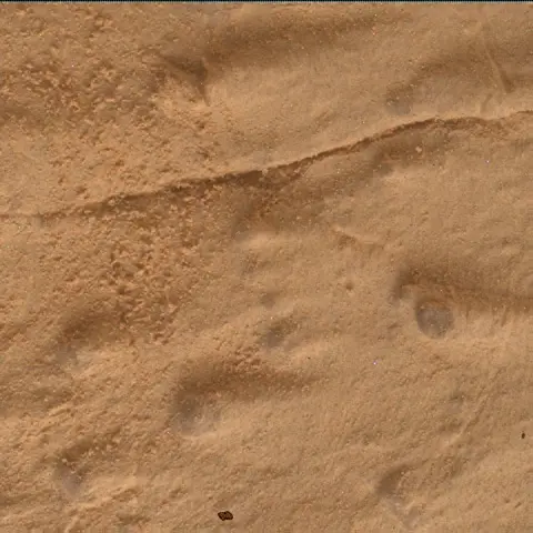 Sol 4995: Mars Hand Lens Imager (MAHLI)