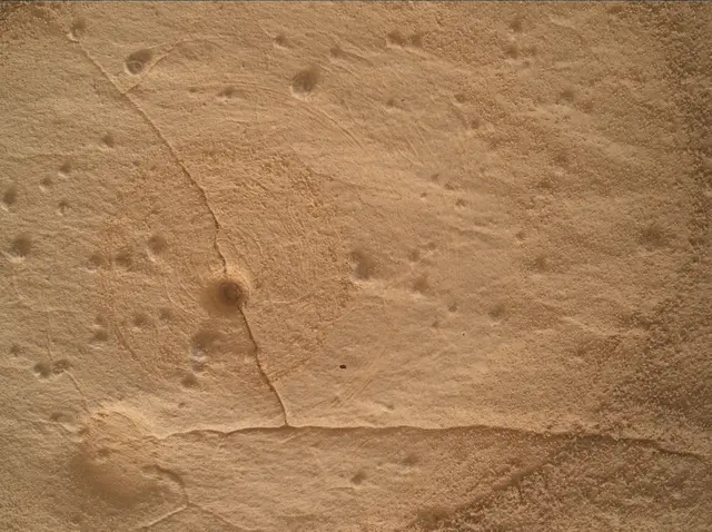 Sol 4995: Mars Hand Lens Imager (MAHLI)