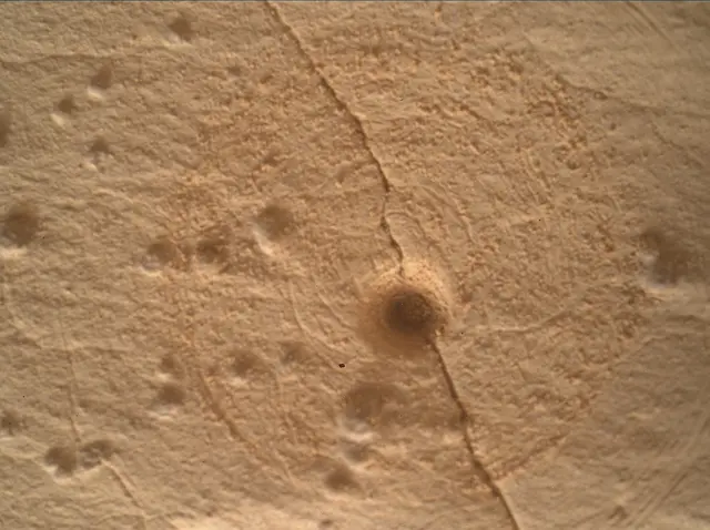 Sol 4995: Mars Hand Lens Imager (MAHLI)