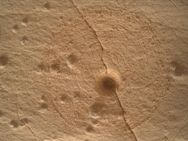 Sol 4995: Mars Hand Lens Imager (MAHLI)