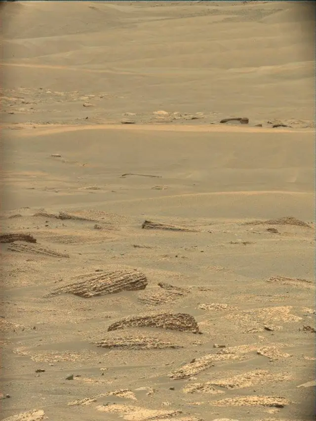 Sol 4996: Mast Camera (Mastcam)
