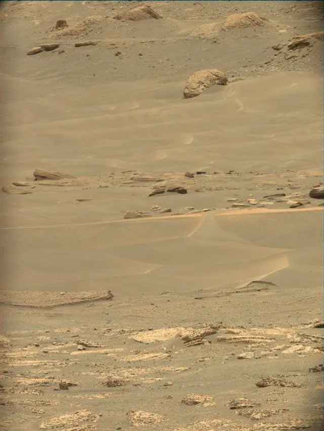 Sol 4996: Mast Camera (Mastcam)
