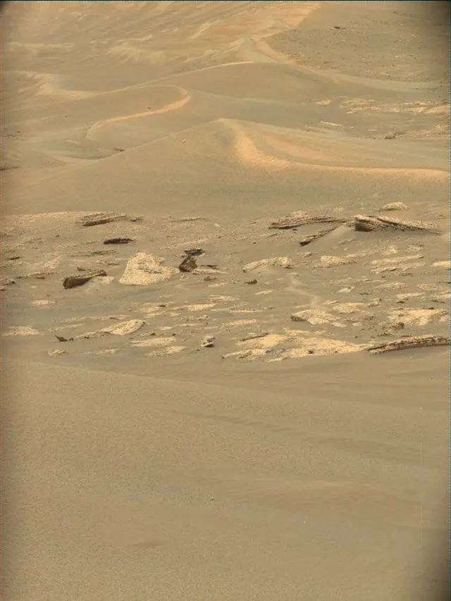 Sol 4996: Mast Camera (Mastcam)