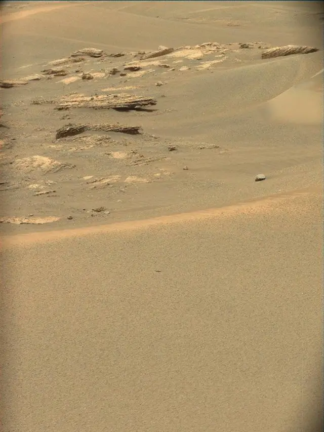 Sol 4996: Mast Camera (Mastcam)