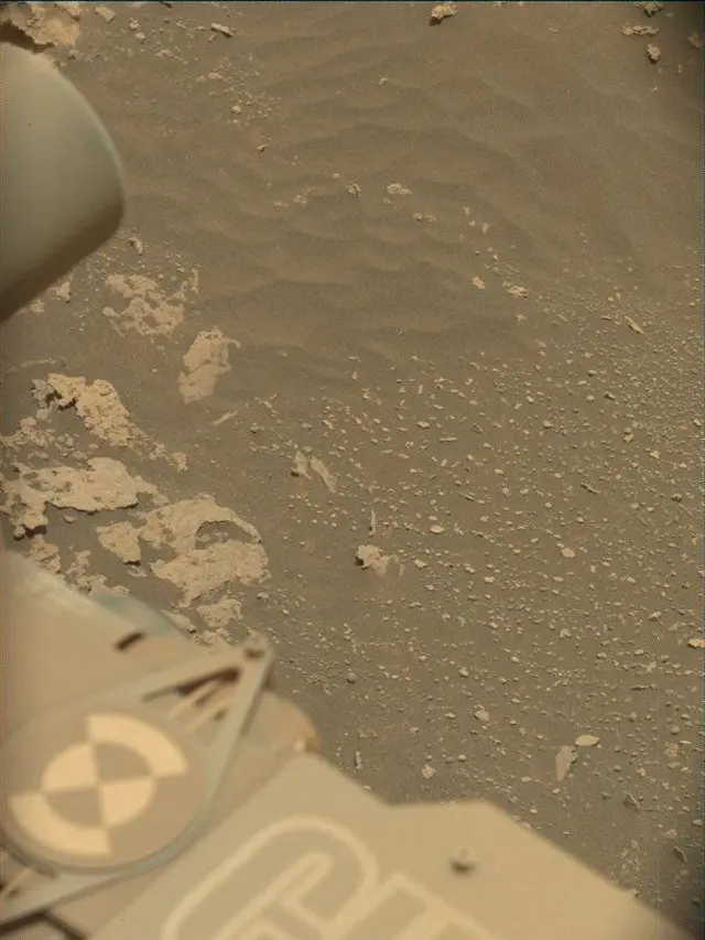 Sol 4996: Mast Camera (Mastcam)