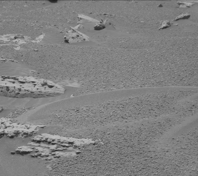 Sol 4997: Mast Camera (Mastcam)