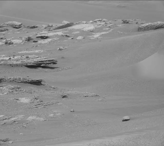 Sol 4997: Mast Camera (Mastcam)