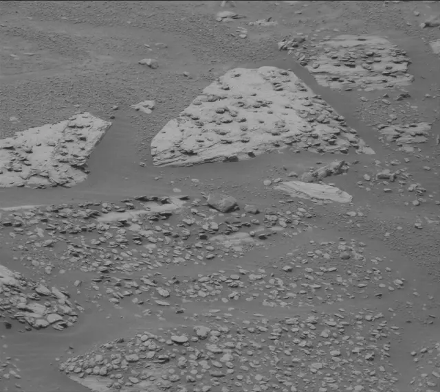Sol 4997: Mast Camera (Mastcam)