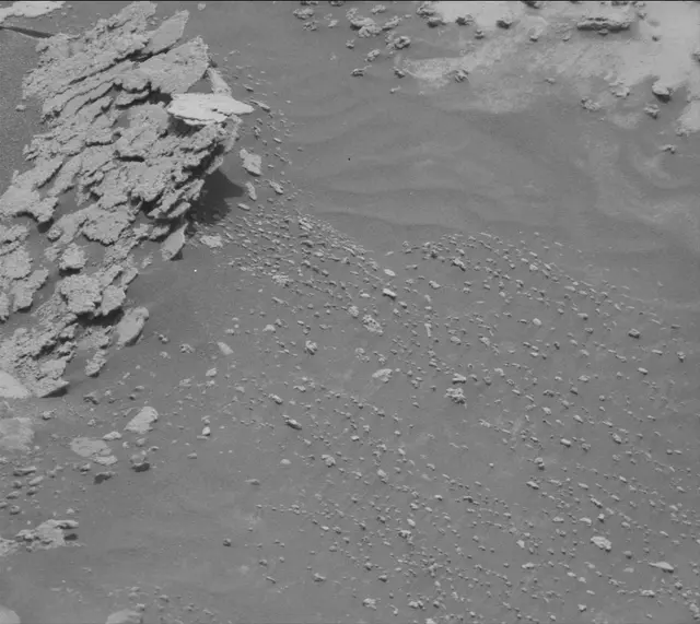 Sol 4997: Mast Camera (Mastcam)