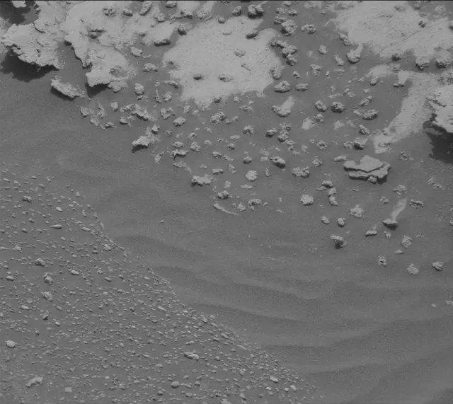 Sol 4997: Mast Camera (Mastcam)