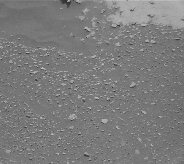 Sol 4997: Mast Camera (Mastcam)