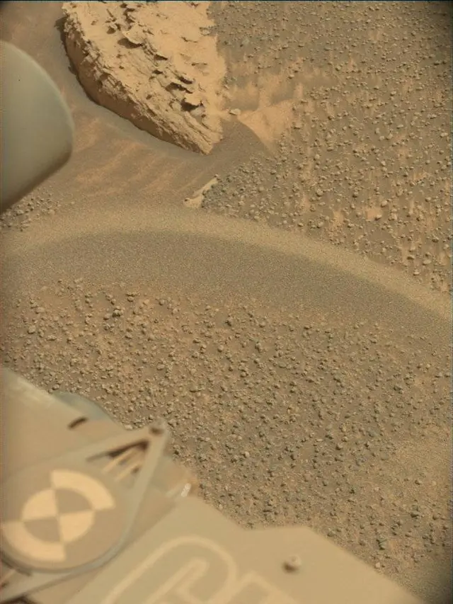 Sol 4998: Mast Camera (Mastcam)