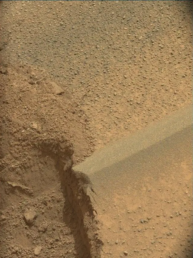 Sol 4998: Mast Camera (Mastcam)
