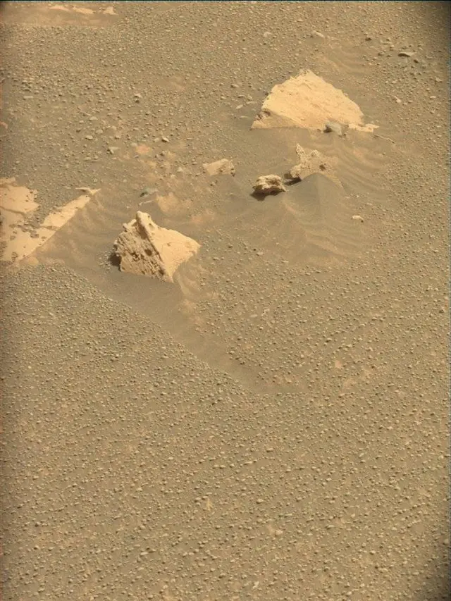 Sol 4998: Mast Camera (Mastcam)