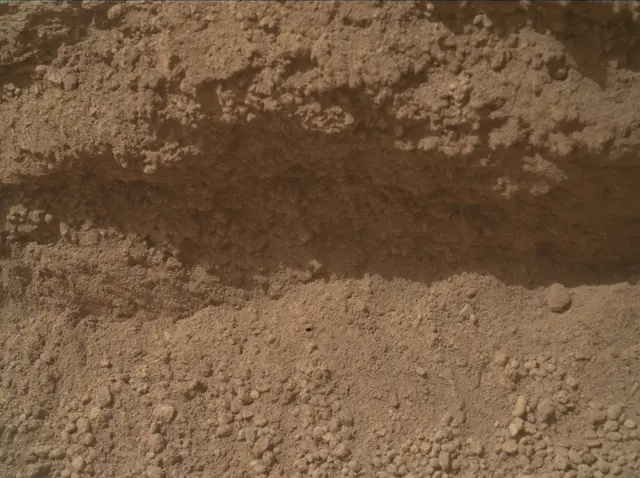 Sol 4999: Mars Hand Lens Imager (MAHLI)