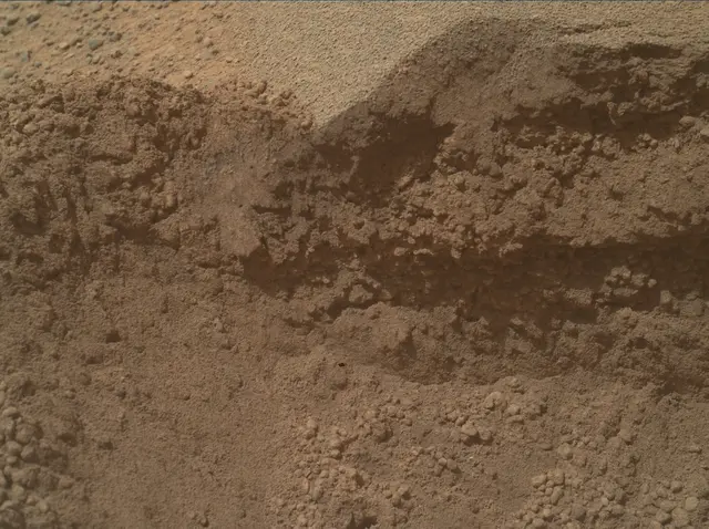Sol 4999: Mars Hand Lens Imager (MAHLI)