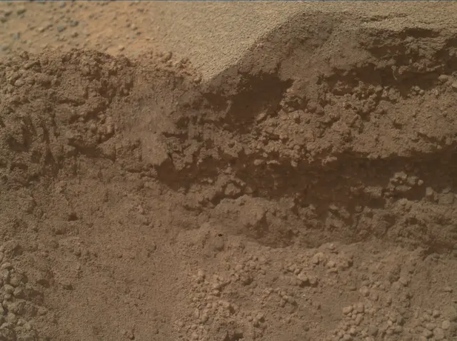 Sol 4999: Mars Hand Lens Imager (MAHLI)