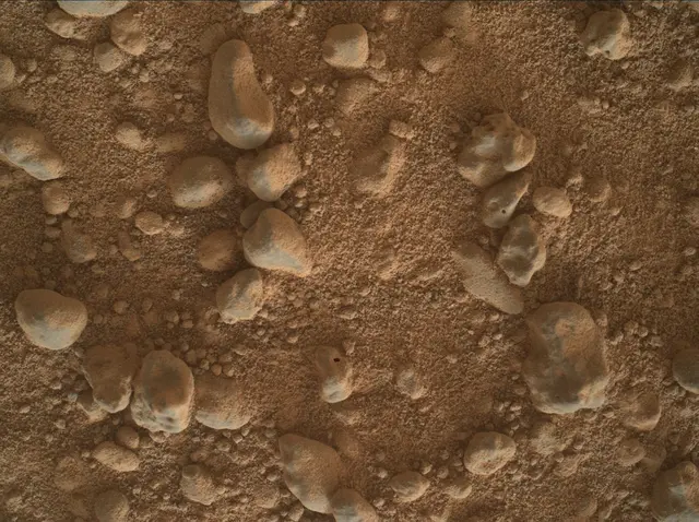 Sol 4999: Mars Hand Lens Imager (MAHLI)