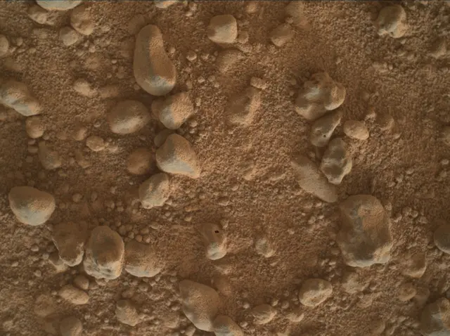 Sol 4999: Mars Hand Lens Imager (MAHLI)