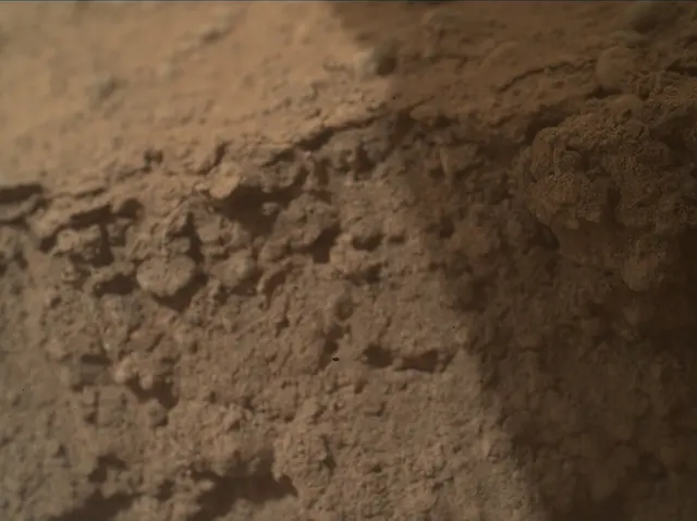 Sol 4999: Mars Hand Lens Imager (MAHLI)