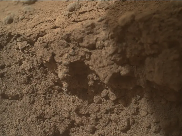 Sol 4999: Mars Hand Lens Imager (MAHLI)