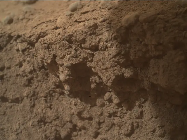Sol 4999: Mars Hand Lens Imager (MAHLI)