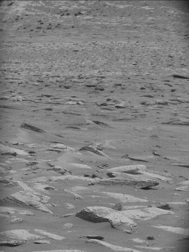Sol 5000: Mast Camera (Mastcam)