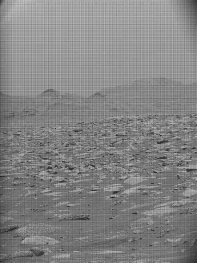 Sol 5000: Mast Camera (Mastcam)