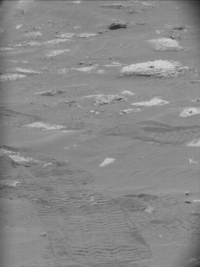 Sol 5000: Mast Camera (Mastcam)