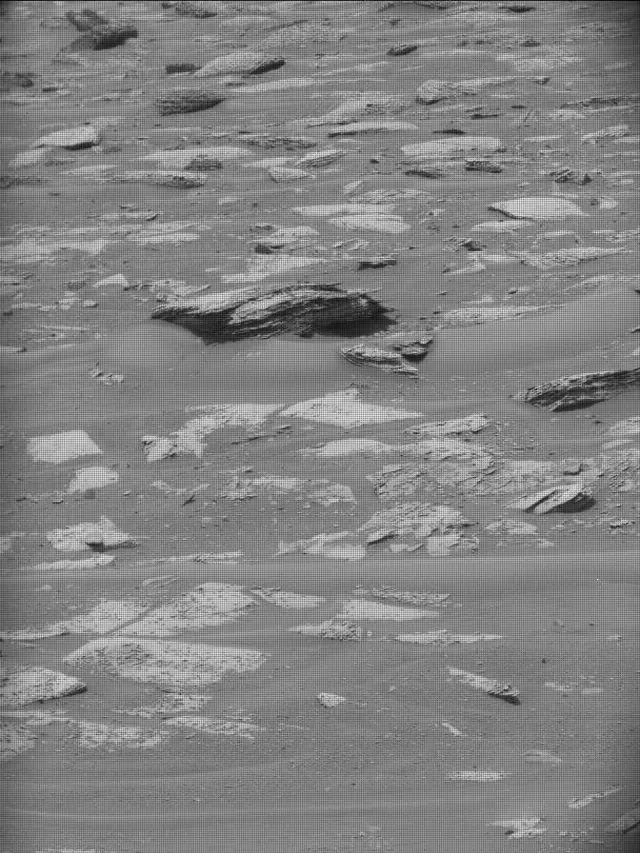 Sol 5000: Mast Camera (Mastcam)