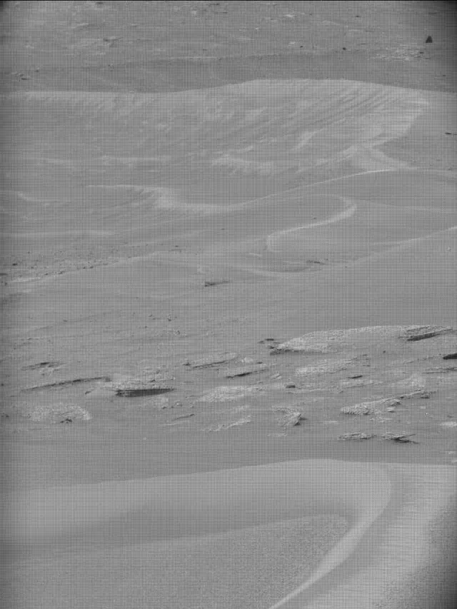Sol 5000: Mast Camera (Mastcam)
