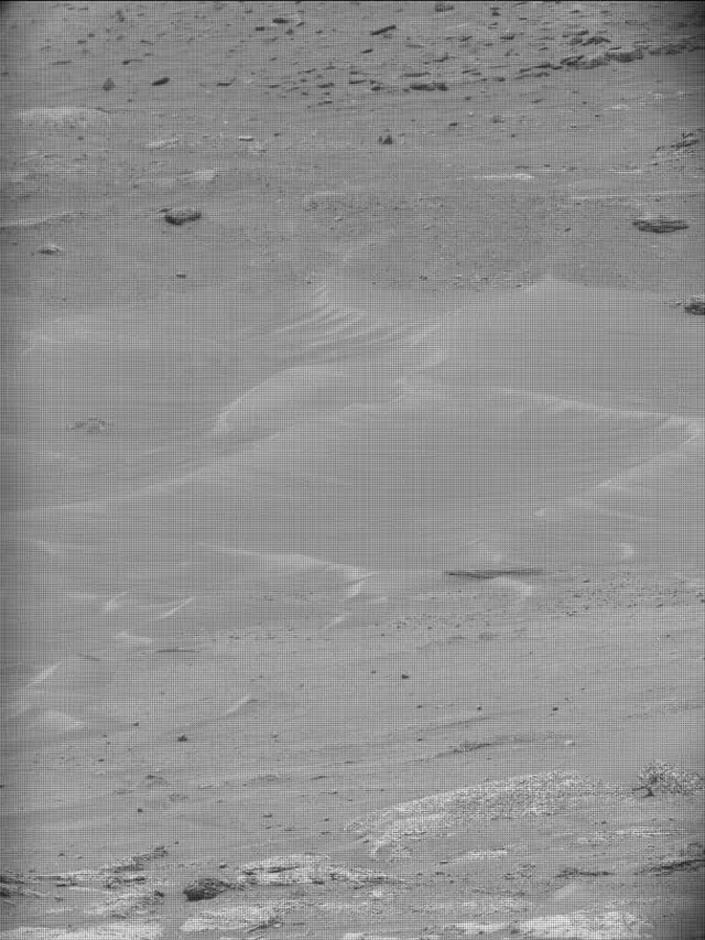 Sol 5000: Mast Camera (Mastcam)