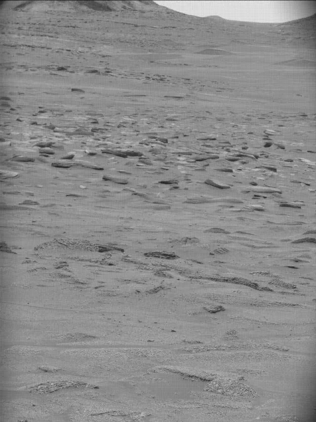 Sol 5000: Mast Camera (Mastcam)