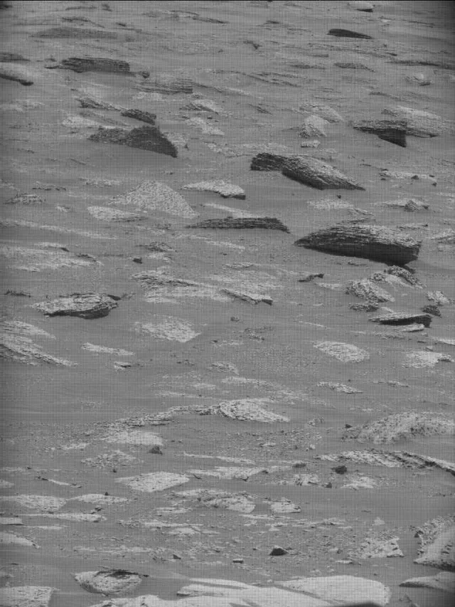 Sol 5000: Mast Camera (Mastcam)