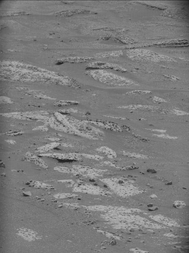 Sol 5000: Mast Camera (Mastcam)