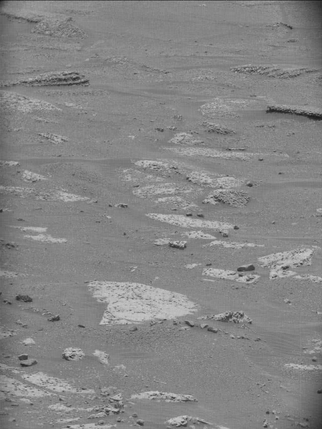 Sol 5000: Mast Camera (Mastcam)