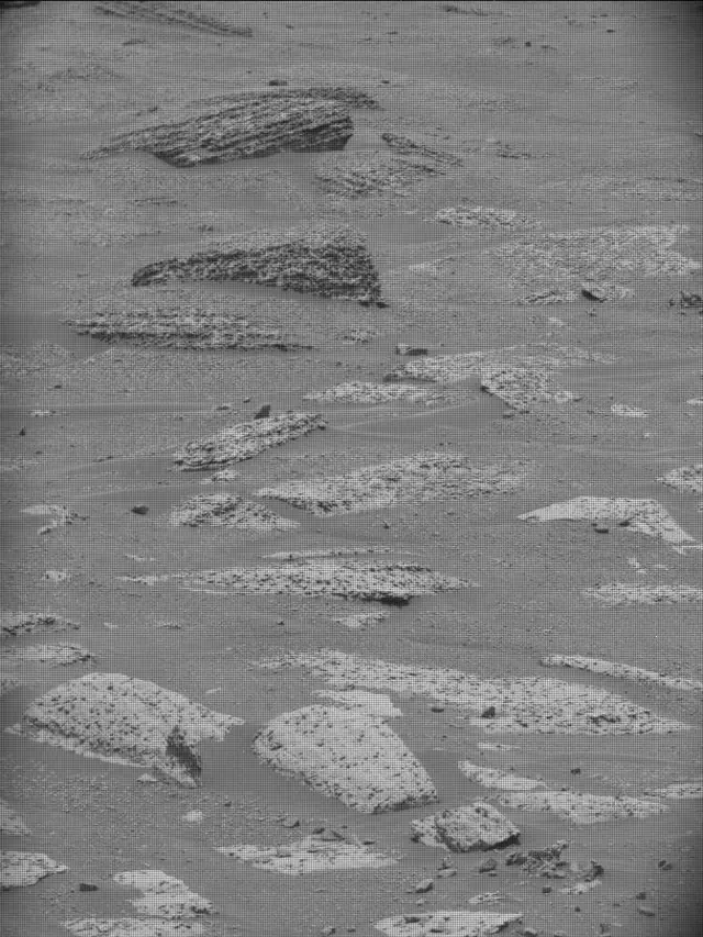 Sol 5000: Mast Camera (Mastcam)