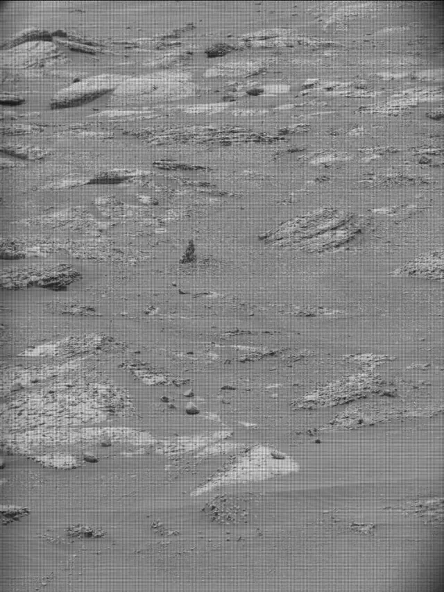 Sol 5000: Mast Camera (Mastcam)