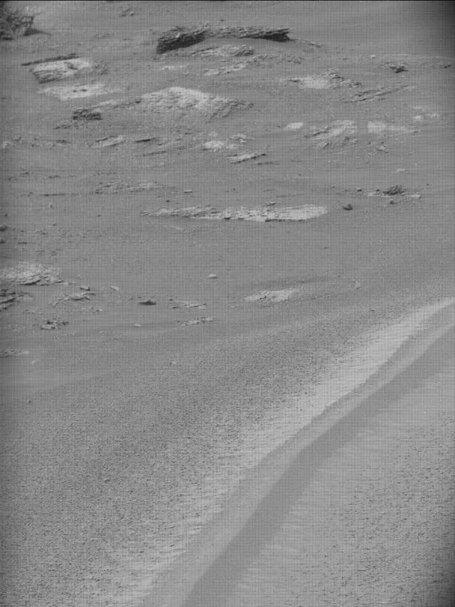 Sol 5000: Mast Camera (Mastcam)