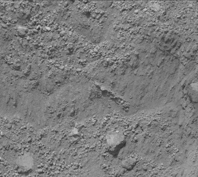 Sol 5000: Mast Camera (Mastcam)