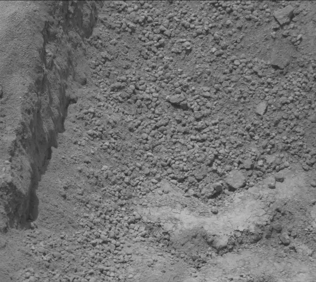 Sol 5000: Mast Camera (Mastcam)