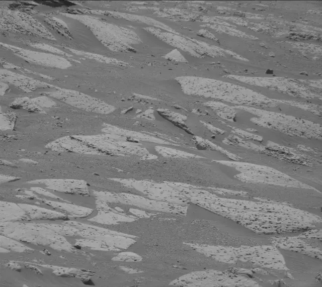 Sol 5003: Mast Camera (Mastcam)